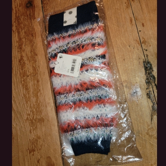 Free People FP ONE Aliviq Fairisle Multicolor Fuzzy Knit Arm Warmers - Picture 6 of 9